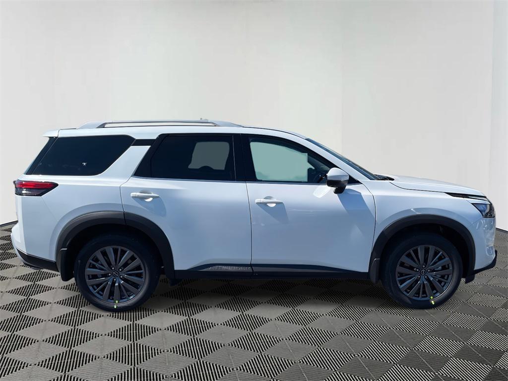 new 2025 Nissan Pathfinder car, priced at $40,844