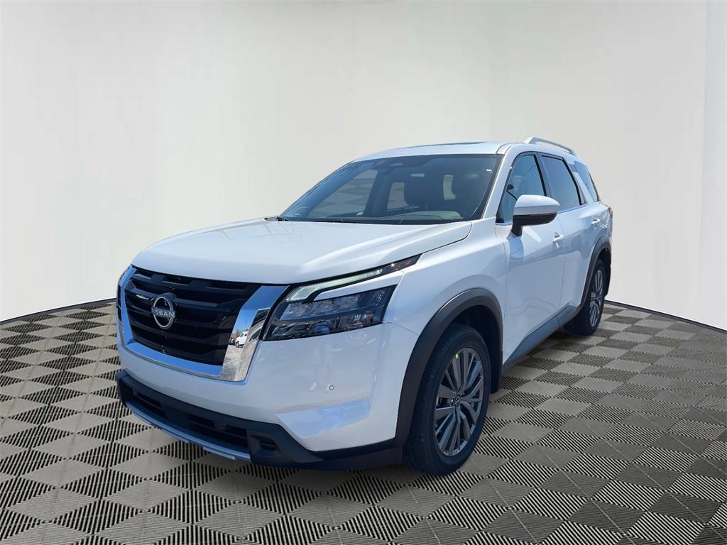 new 2025 Nissan Pathfinder car, priced at $40,844