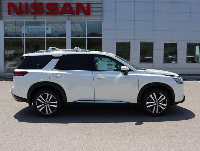 new 2024 Nissan Pathfinder car, priced at $48,784