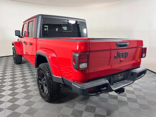 used 2022 Jeep Gladiator car, priced at $28,399