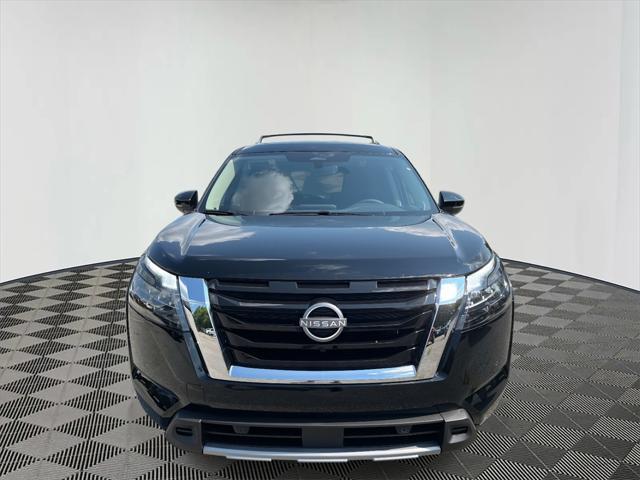 new 2025 Nissan Pathfinder car, priced at $45,176