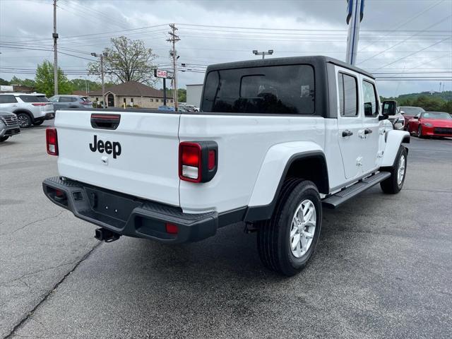 used 2023 Jeep Gladiator car, priced at $34,589