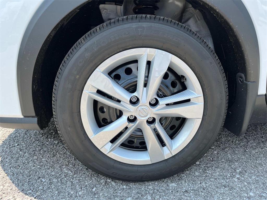 new 2025 Nissan Kicks car, priced at $21,949