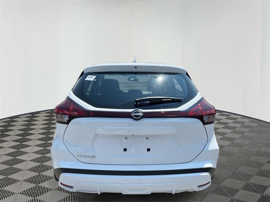 new 2025 Nissan Kicks car, priced at $21,949