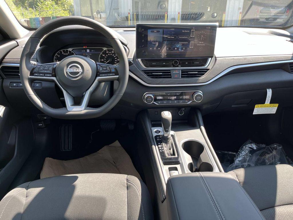 new 2025 Nissan Altima car, priced at $28,782