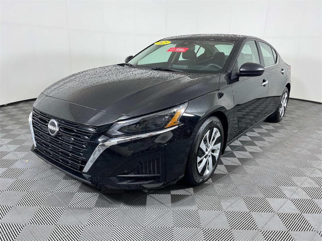 used 2025 Nissan Altima car, priced at $21,957