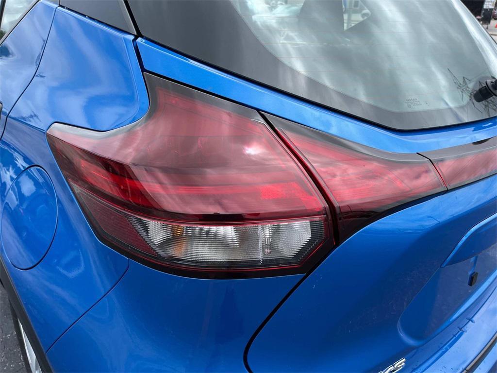 new 2025 Nissan Kicks car, priced at $21,949