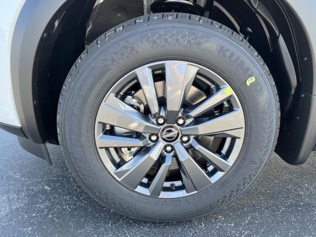 new 2025 Nissan Pathfinder car, priced at $37,089