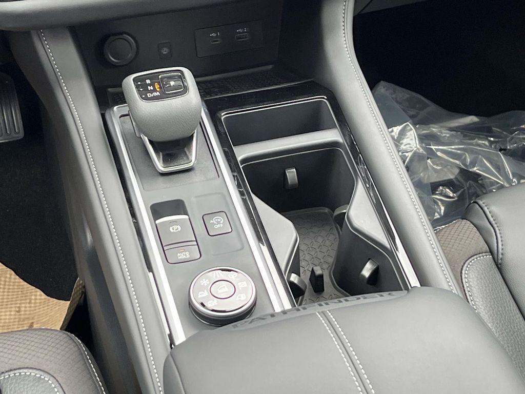 new 2025 Nissan Pathfinder car, priced at $37,640