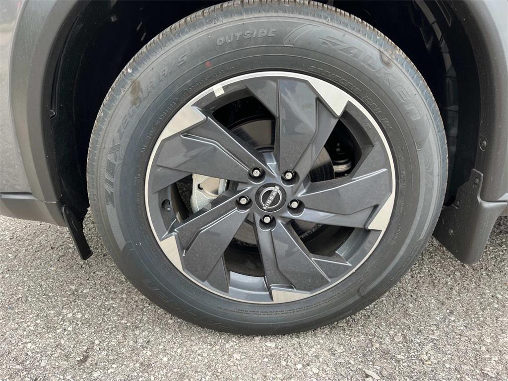 new 2025 Nissan Rogue car, priced at $29,376