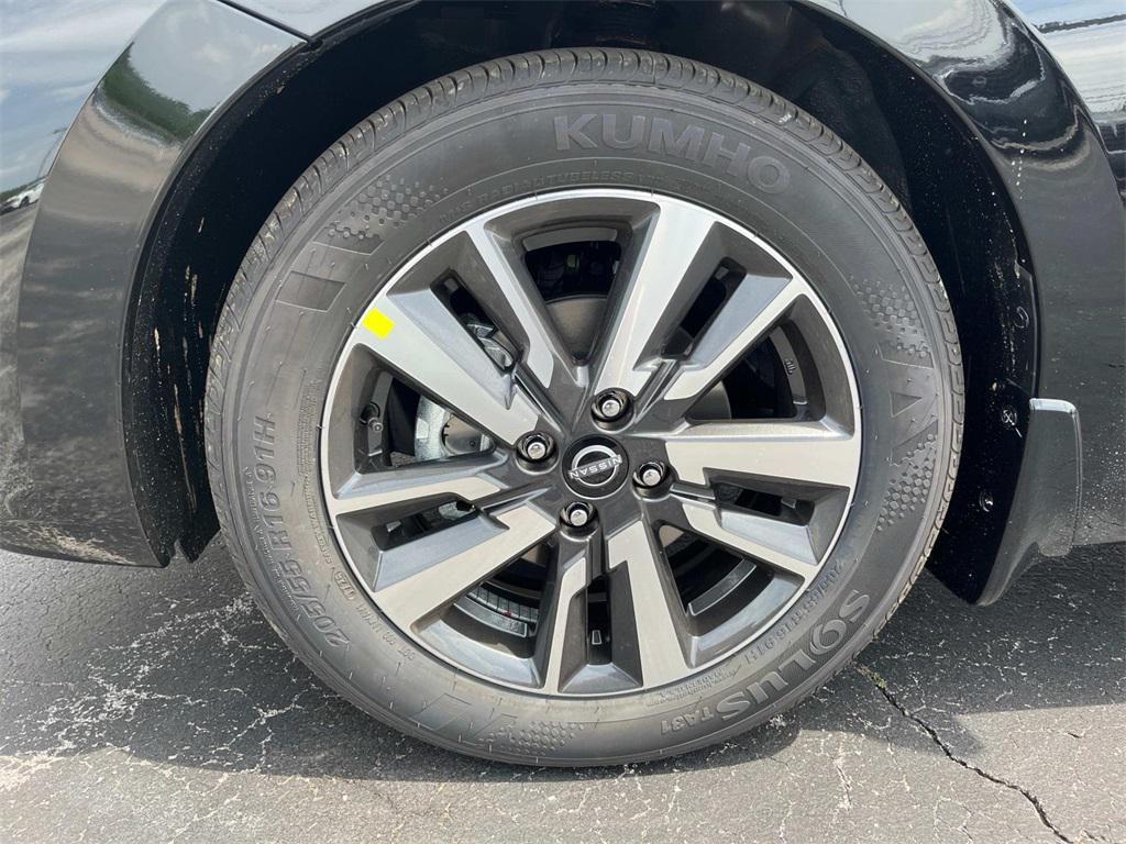 new 2025 Nissan Versa car, priced at $20,516