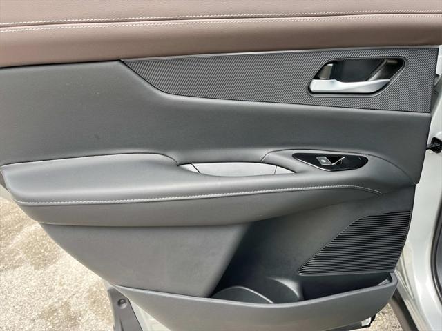 new 2025 Nissan Murano car, priced at $47,027