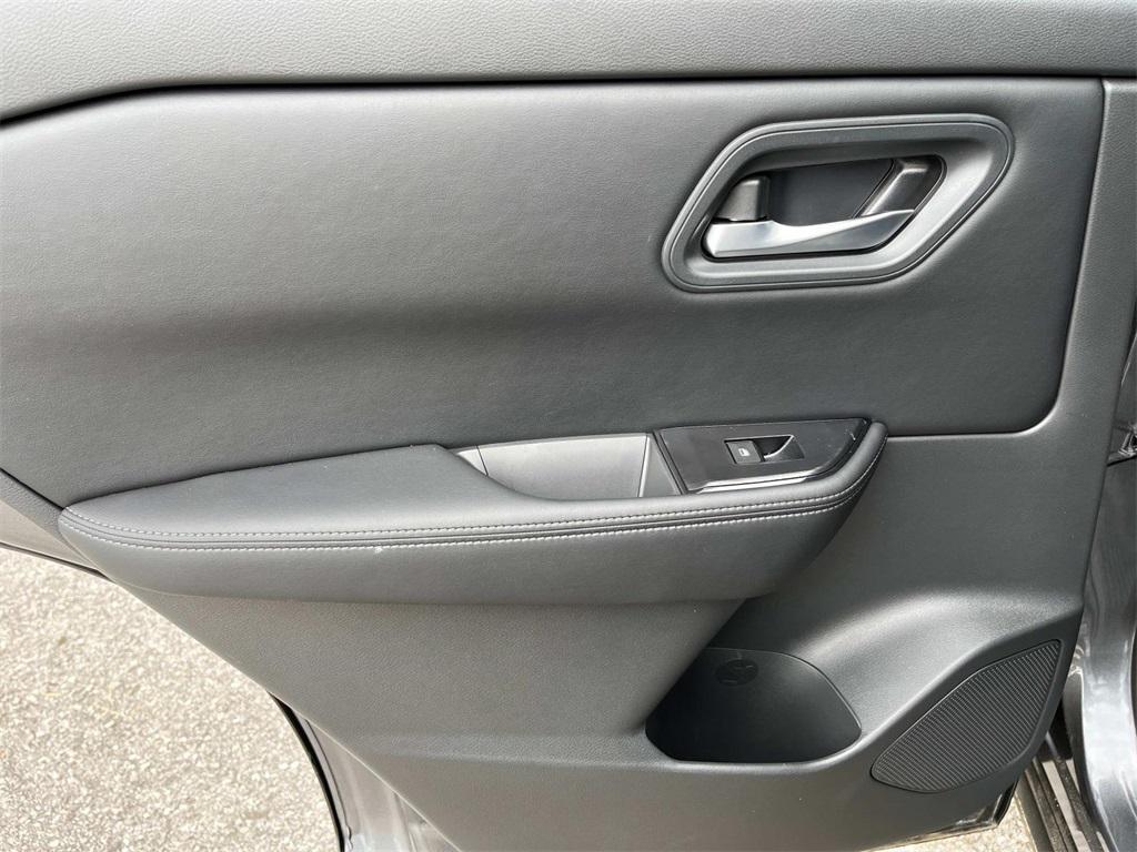 new 2025 Nissan Rogue car, priced at $29,376