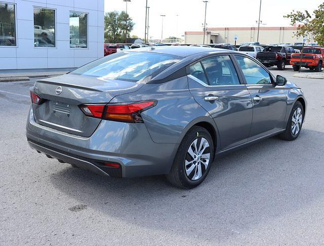 new 2025 Nissan Altima car, priced at $25,452