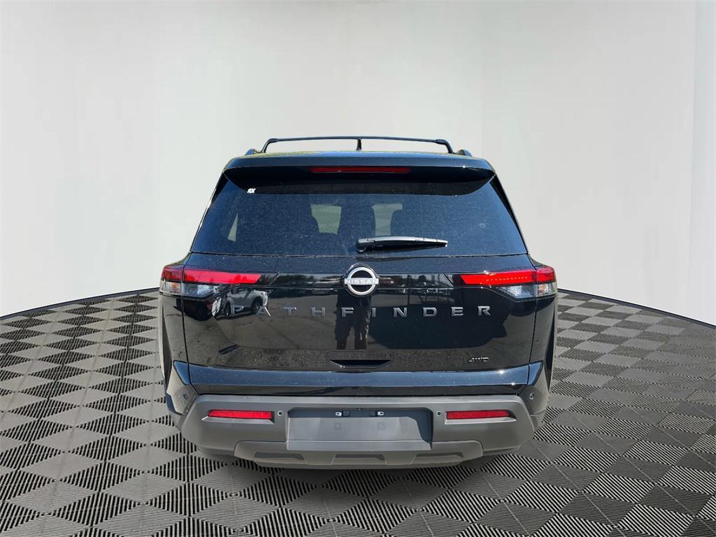 new 2025 Nissan Pathfinder car, priced at $41,006