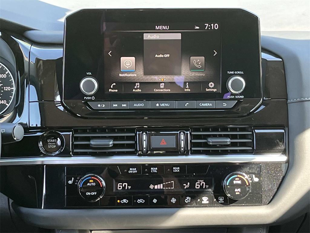new 2025 Nissan Pathfinder car, priced at $41,006