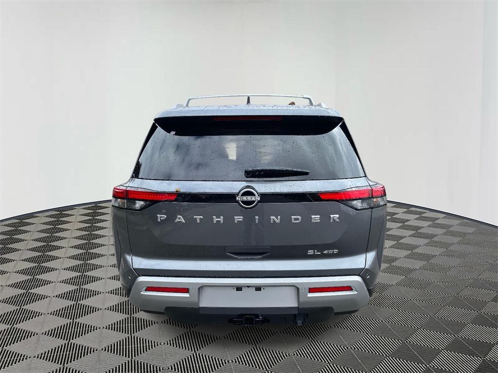 new 2025 Nissan Pathfinder car, priced at $40,728