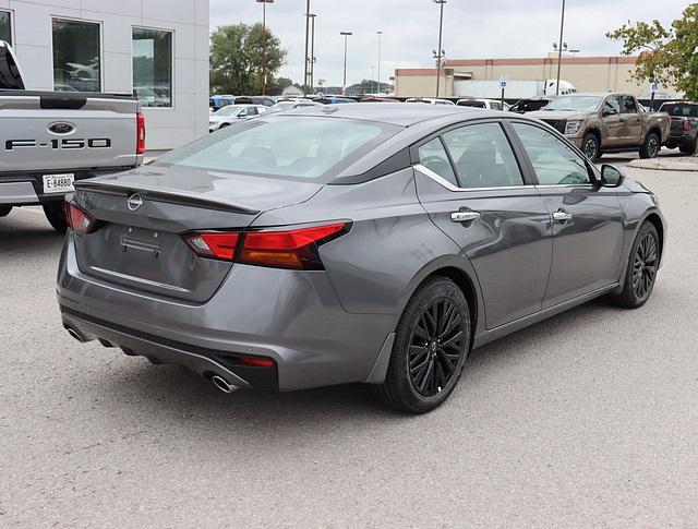 new 2025 Nissan Altima car, priced at $27,527