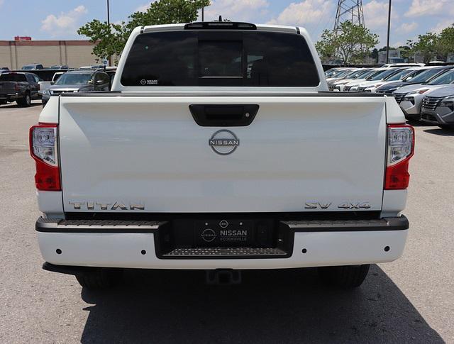 new 2024 Nissan Titan car, priced at $45,924