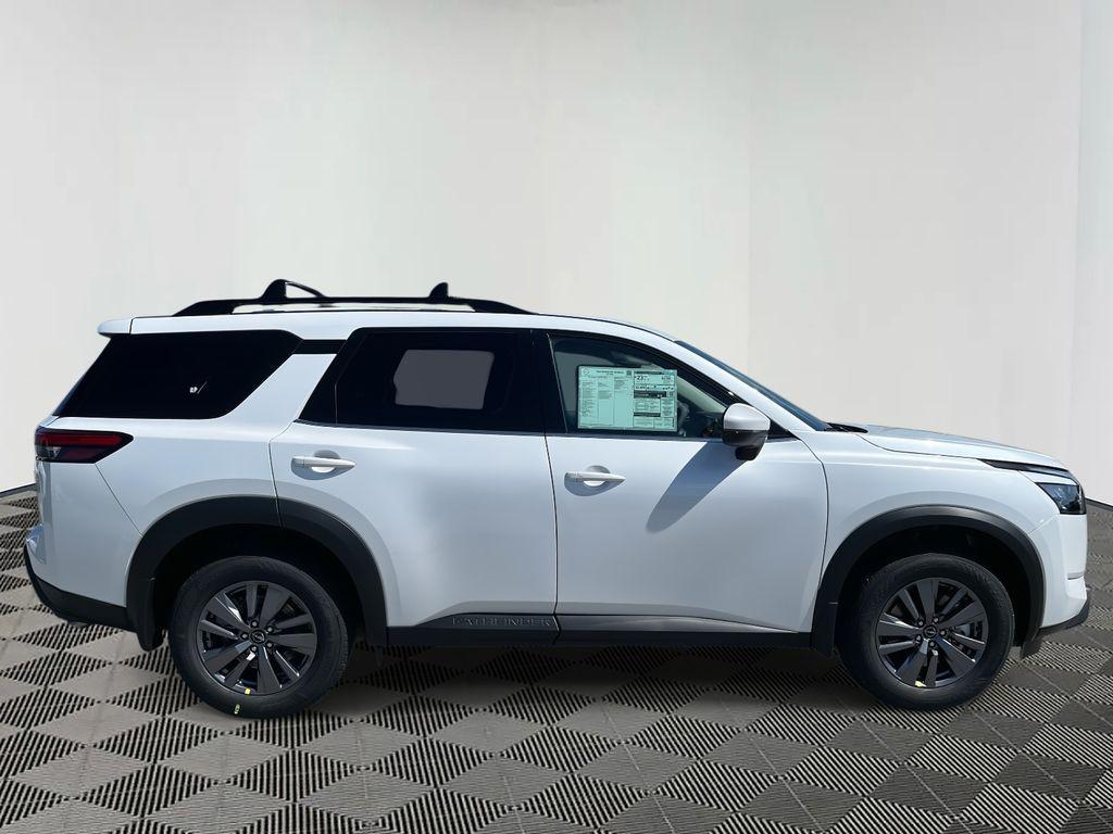 new 2025 Nissan Pathfinder car, priced at $34,577