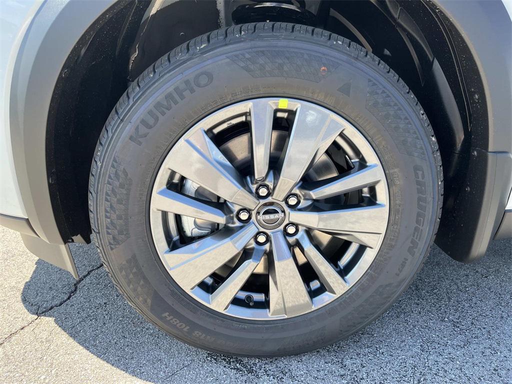 new 2025 Nissan Pathfinder car, priced at $37,377