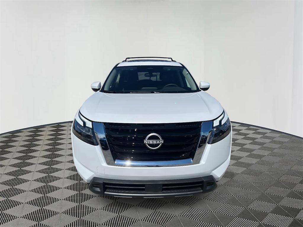 new 2025 Nissan Pathfinder car, priced at $37,377