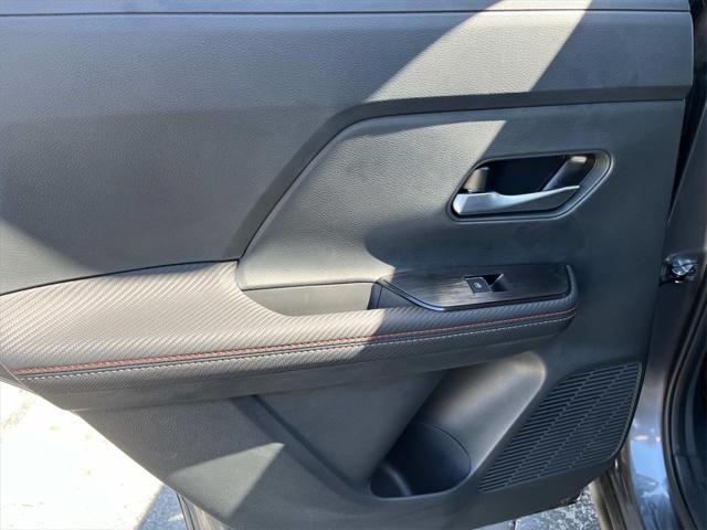 new 2025 Nissan Kicks car, priced at $30,437