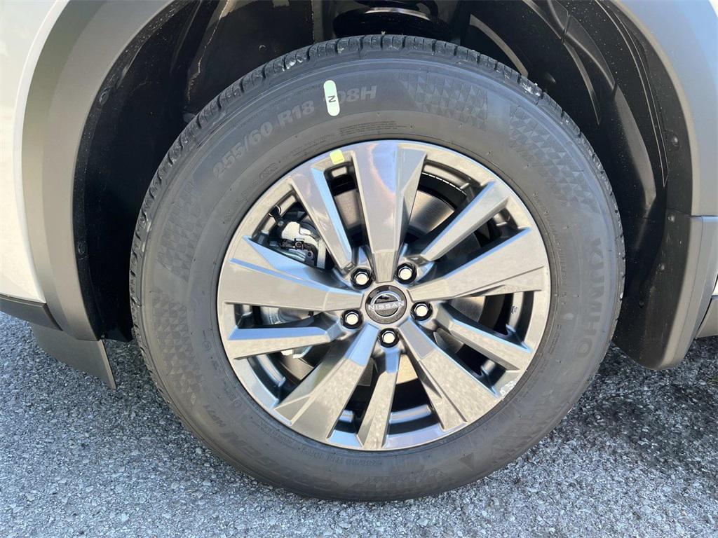 new 2025 Nissan Pathfinder car, priced at $35,606