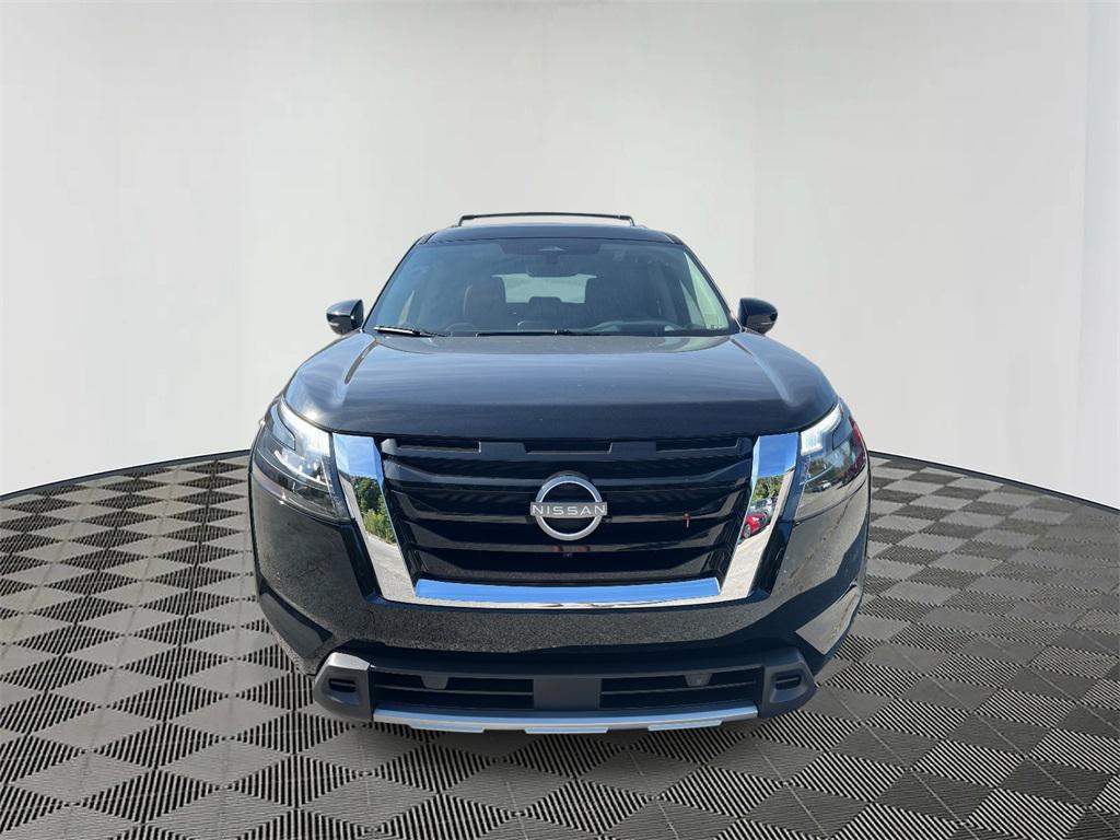 new 2025 Nissan Pathfinder car, priced at $47,321