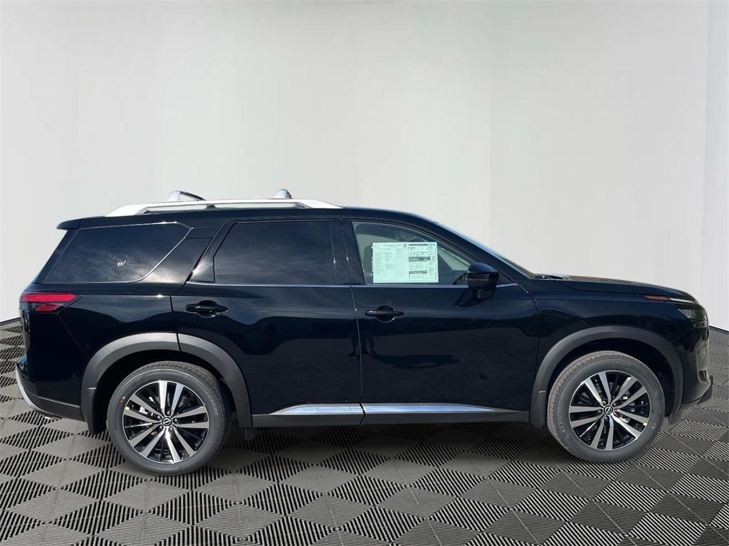 new 2025 Nissan Pathfinder car, priced at $47,321