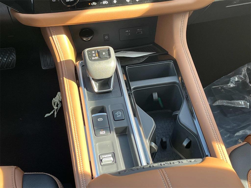 new 2025 Nissan Pathfinder car, priced at $47,321
