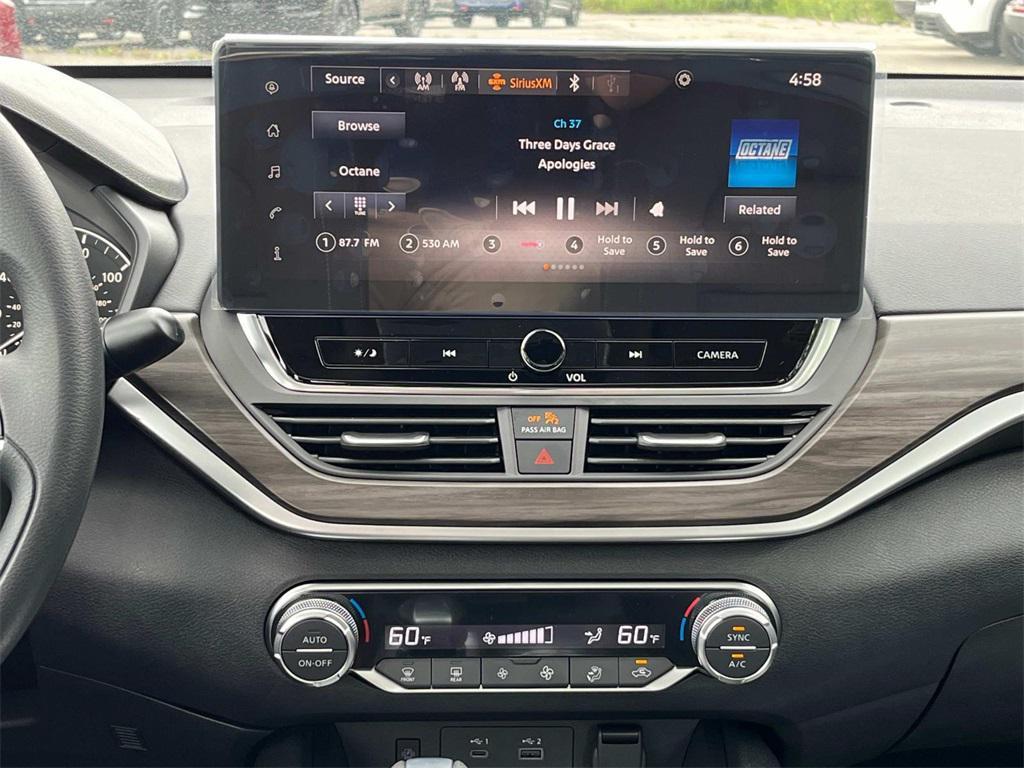 new 2025 Nissan Altima car, priced at $27,962