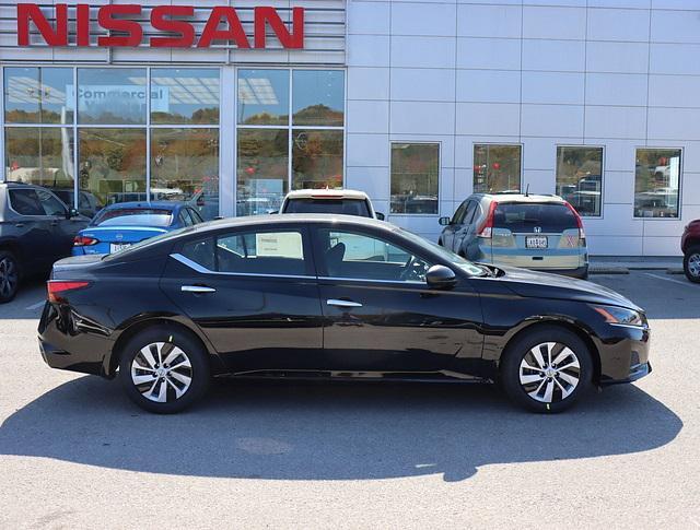 new 2025 Nissan Altima car, priced at $26,079