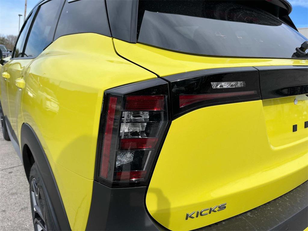 new 2025 Nissan Kicks car, priced at $28,706