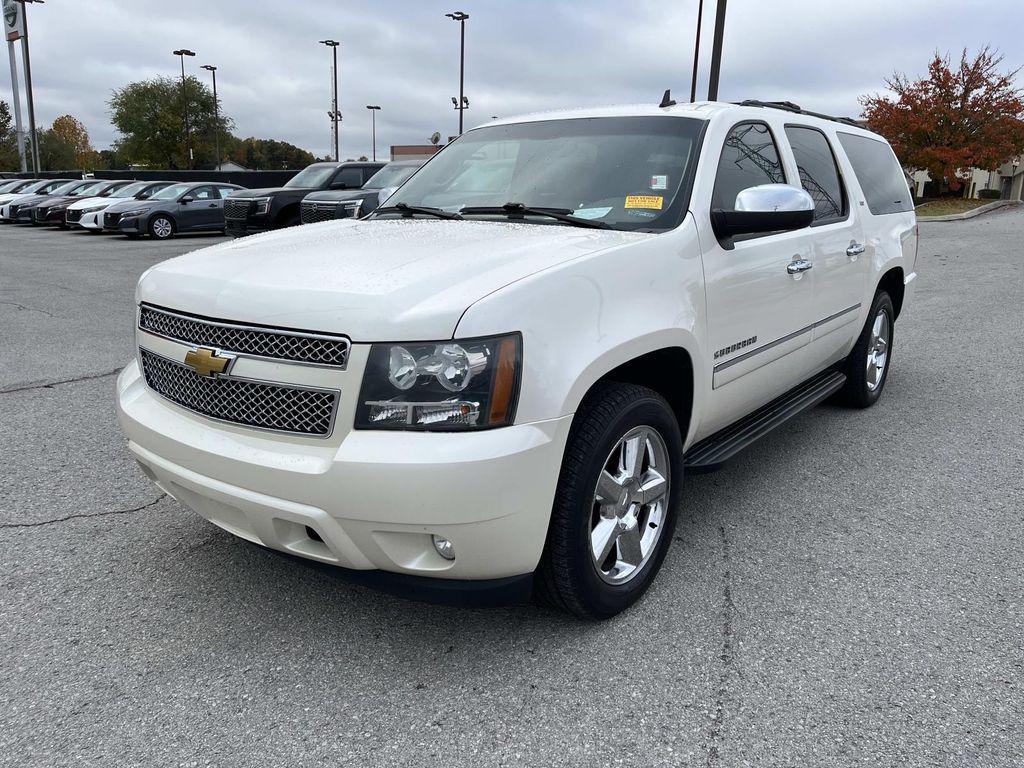 used 2013 Chevrolet Suburban car, priced at $14,000