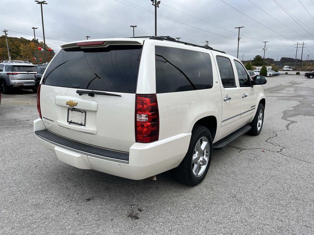 used 2013 Chevrolet Suburban car, priced at $14,000