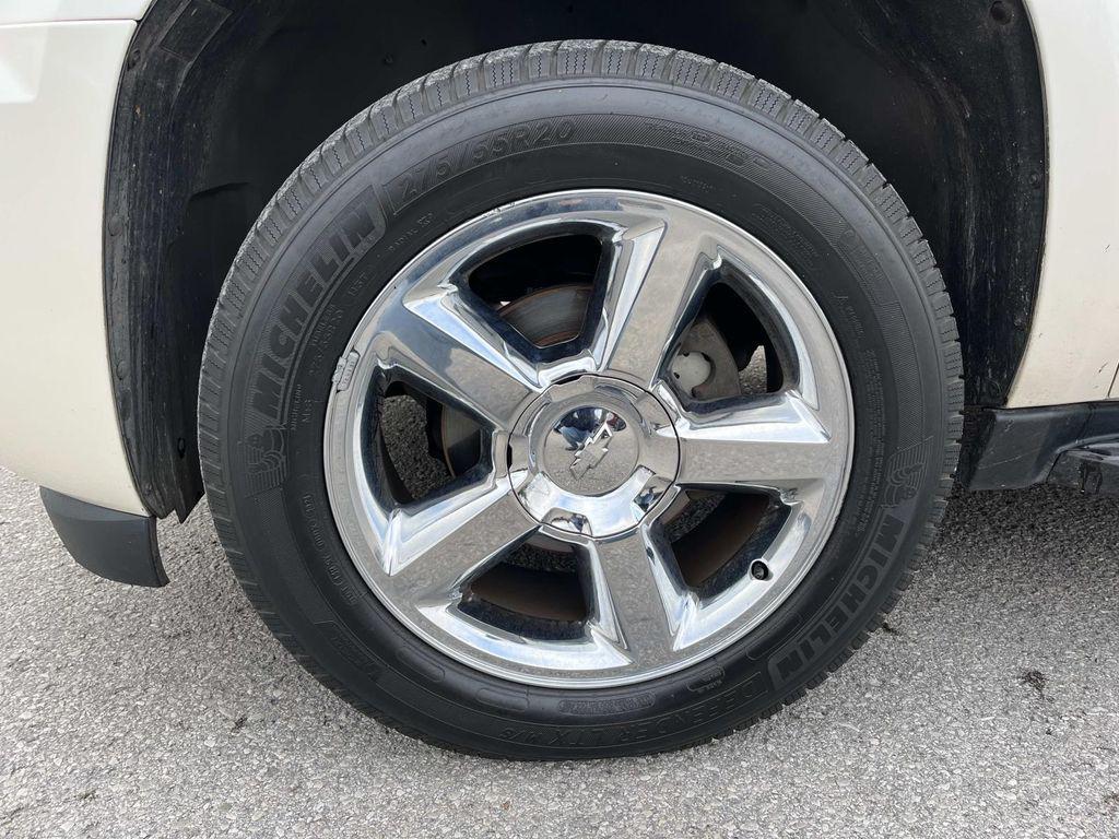 used 2013 Chevrolet Suburban car, priced at $14,000