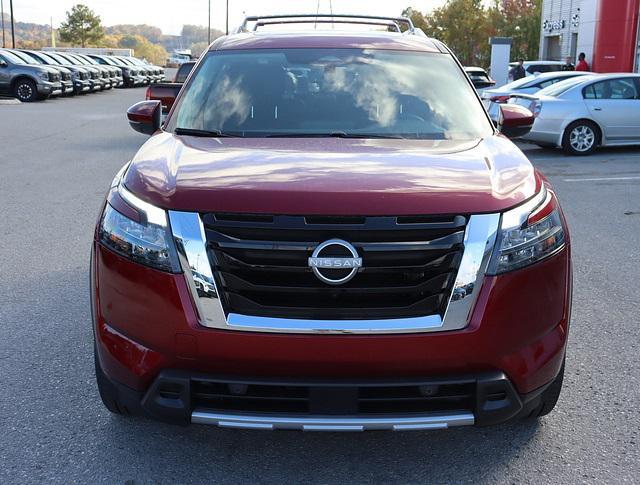 new 2025 Nissan Pathfinder car, priced at $48,053