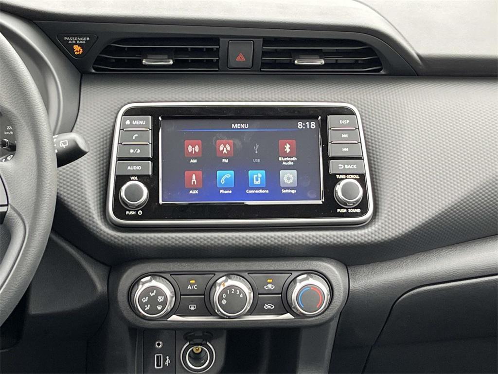 new 2025 Nissan Kicks car, priced at $22,040