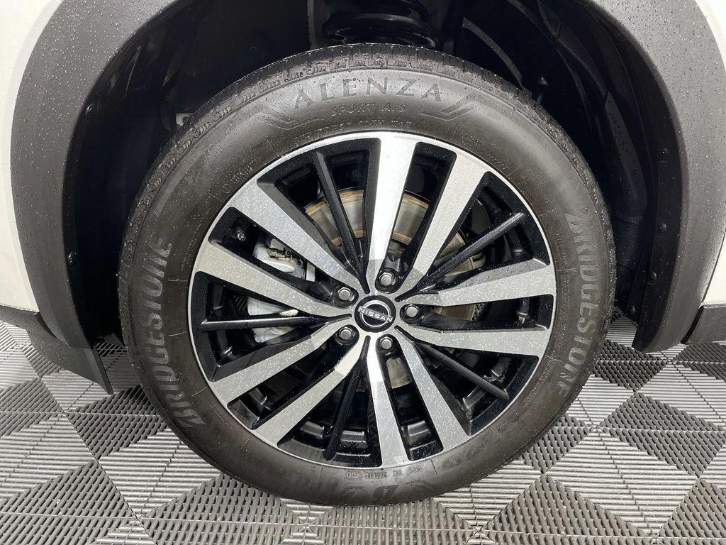 used 2024 Nissan Pathfinder car, priced at $35,269