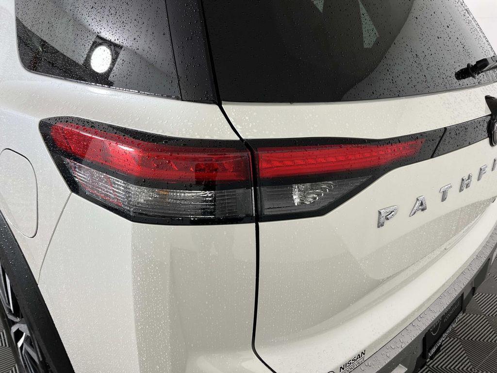 used 2024 Nissan Pathfinder car, priced at $35,269