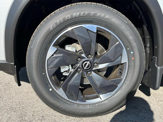 new 2025 Nissan Rogue car, priced at $32,218