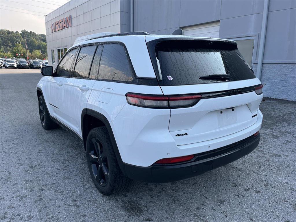 used 2023 Jeep Grand Cherokee car, priced at $31,731