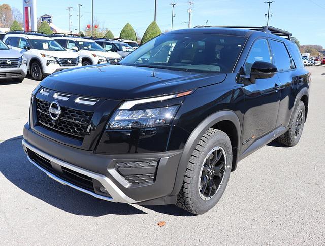 new 2025 Nissan Pathfinder car, priced at $44,287