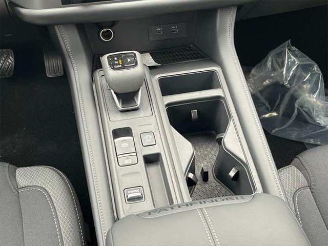 new 2025 Nissan Pathfinder car, priced at $34,991