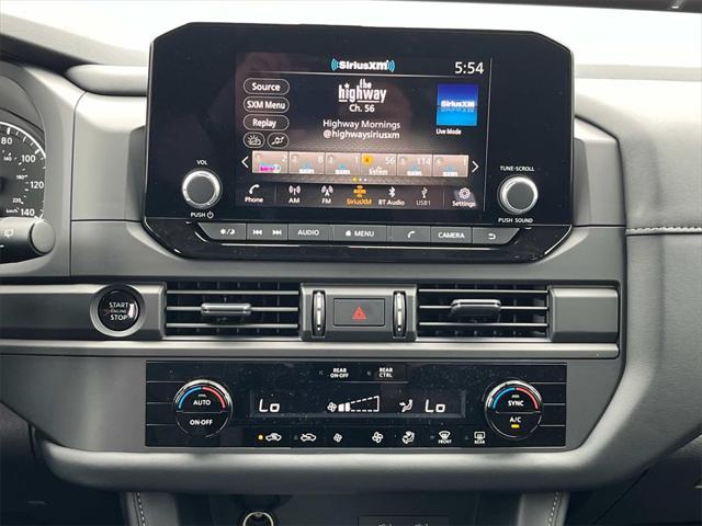 new 2025 Nissan Pathfinder car, priced at $34,991
