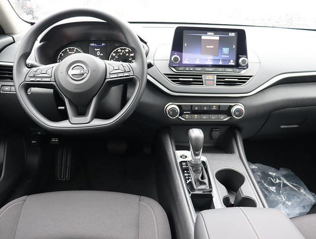 new 2025 Nissan Altima car, priced at $25,452