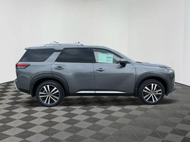 new 2025 Nissan Pathfinder car, priced at $46,258