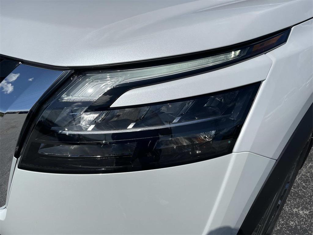 new 2025 Nissan Pathfinder car, priced at $37,089