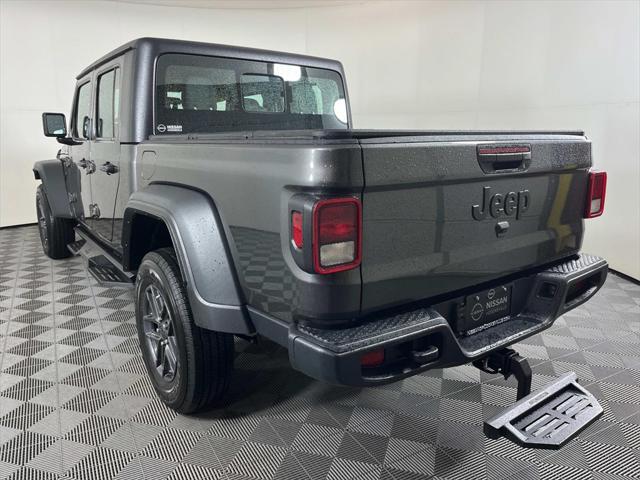 used 2024 Jeep Gladiator car, priced at $37,391